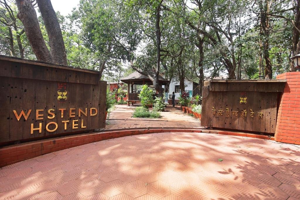 Westend Hotel Matheran