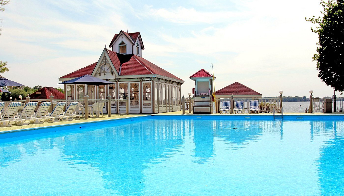 Fern Resort