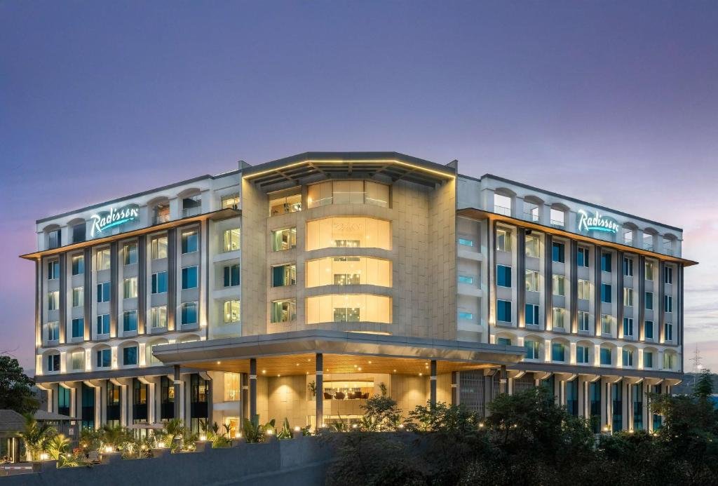 Radisson Resort & Spa Khopoli